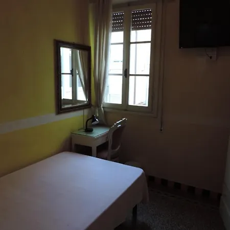 Biagiotti 3* Lido di Camaiore