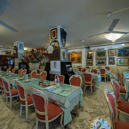 Hotel Biagiotti 3*