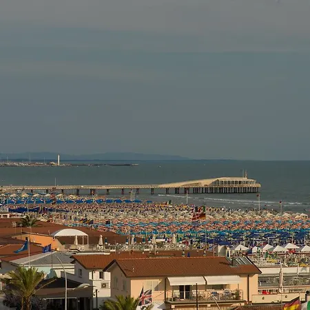 Biagiotti 3* Lido di Camaiore
