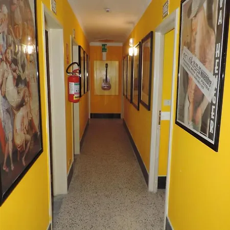 Biagiotti فندق 3*