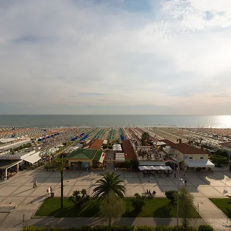 Biagiotti Hotel 3*