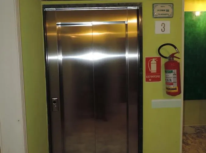 Biagiotti 호텔 리도디캄파이오레